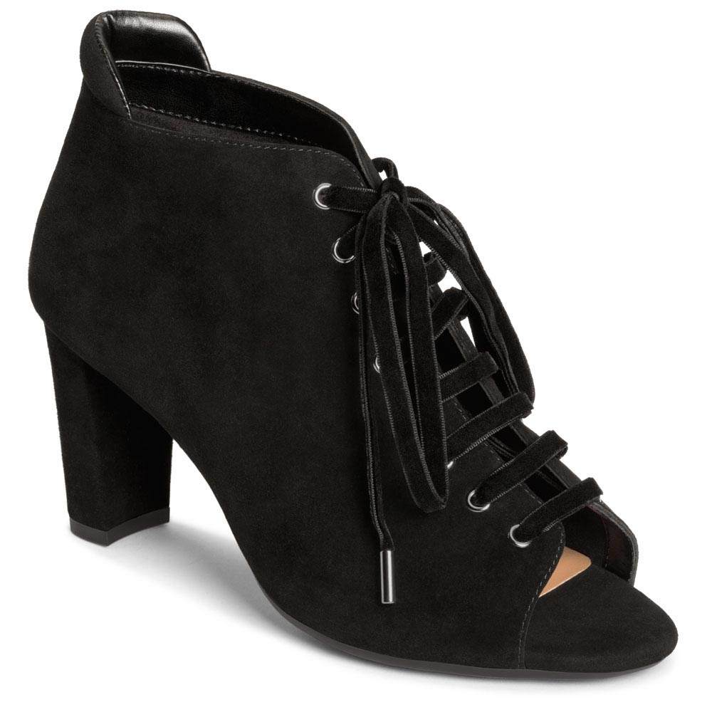 ROAD SCHOLAR – The Shoe Shop